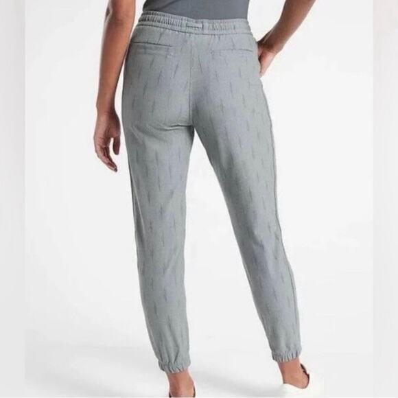 Athleta Farallon Printed Thick Jogger Spliced Majic Metropolis Grey  Size 20 - Picture 2 of 15
